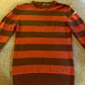 Vintage Independent skateboarding N.O.E.S sweater